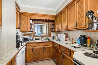 1027 E 9th Street, Duluth, MN 55805 - Photo 3