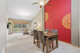 9821 Zinnia Ln N, Maple Grove, MN 55369 - Photo 7