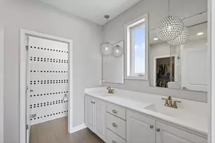 3625 Strawberry Ln, Excelsior, MN 55331 - Photo 19