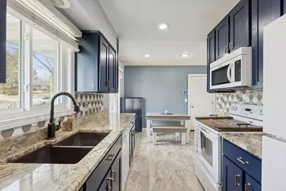 8351 Innsdale Avenue S, Cottage Grove, MN 55016 - Photo 3