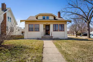 506 S Oak Ave, Owatonna, MN 55060 - Photo 1