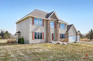 2823 Lisbon Ave N, Lake Elmo, MN 55042 - Photo 3