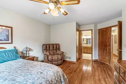 1237 Hilo Avenue N, Oakdale, MN 55128 - Photo 15