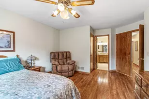 1237 Hilo Ave N, Oakdale, MN 55128 - Photo 15