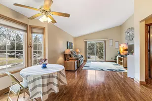 1237 Hilo Ave N, Oakdale, MN 55128 - Photo 9