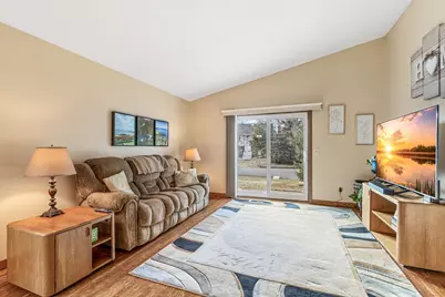 1237 Hilo Avenue N, Oakdale, MN 55128 - Photo 13