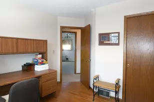 9608 Toledo Rd, Bloomington, MN 55437 - Photo 19