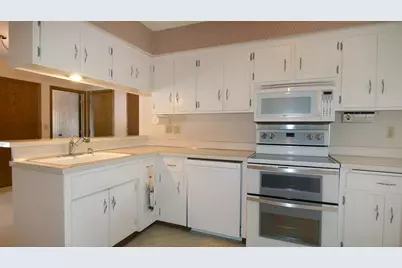 9608 Toledo Road, Bloomington, MN 55437 - Photo 3