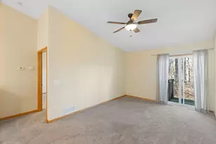 7626 Fox Creek Ct, Rockford, MN 55373 - Photo 7