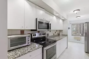 67 Walden St, Burnsville, MN 55337 - Photo 27