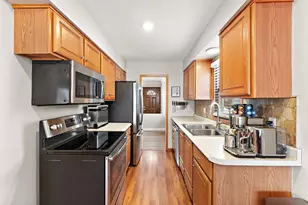 1947 Field Ave, Saint Paul, MN 55116 - Photo 7