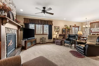 1430 Woodland Way, Lake City, MN 55041 - Photo 11