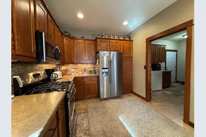 1430 Woodland Way, Lake City, MN 55041 - Photo 9