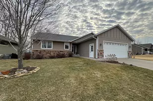 1430 Woodland Way, Lake City, MN 55041 - Photo 1