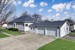 401 Lake Ave S, Balaton, MN 56115 - Photo 3