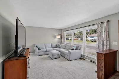 2340 4th Avenue NW, Rochester, MN 55901 - Photo 5