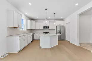 2624 Aspen Dr, Shakopee, MN 55379 - Photo 1