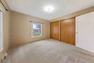 1172 6th Ave SW, Faribault, MN 55021 - Photo 13