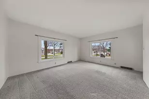 1172 6th Ave SW, Faribault, MN 55021 - Photo 5