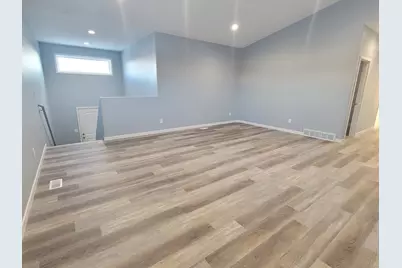 2308 36th Avenue S, Moorhead, MN 56560 - Photo 7