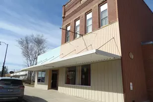 160 1/2 Broadway Street N, Alden, MN 56009 - Photo 1