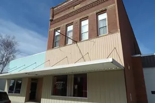 160 1/2 Broadway Street N, Alden, MN 56009 - Photo 1