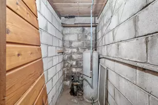 4921 Mayview Rd, Minnetonka, MN 55345 - Photo 29