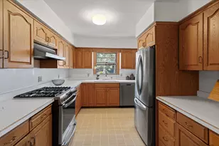 4921 Mayview Rd, Minnetonka, MN 55345 - Photo 5