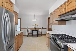 4921 Mayview Rd, Minnetonka, MN 55345 - Photo 9