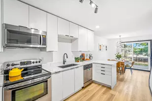 4058 Wilshire Cir, Shoreview, MN 55126 - Photo 17