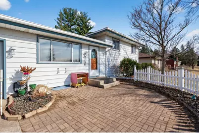 3512 McKnight Road N, White Bear Lake, MN 55110 - Photo 3