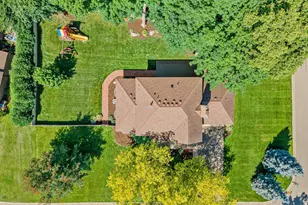 8994 Preserve Blvd, Eden Prairie, MN 55347 - Photo 41