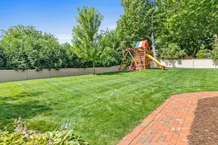 8994 Preserve Blvd, Eden Prairie, MN 55347 - Photo 39