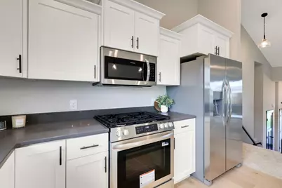 18560 Hexham Lane, Lakeville, MN 55044 - Photo 9