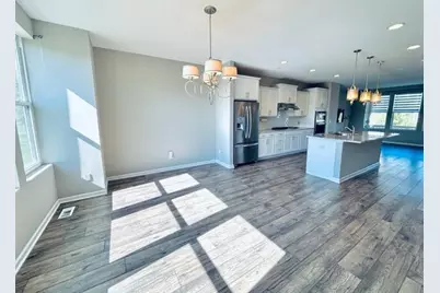 661 Satori Way, Chaska, MN 55318 - Photo 5