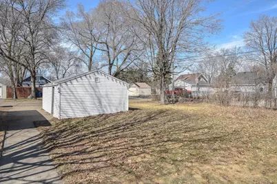 239 32nd Avenue N, Saint Cloud, MN 56303 - Photo 31