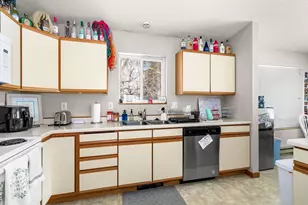 2425 Vermilion Rd, Duluth, MN 55803 - Photo 3