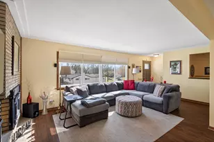 6312 Knoll Street N, Golden Valley, MN 55427 - Photo 7