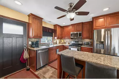 6312 Knoll Street N, Golden Valley, MN 55427 - Photo 15