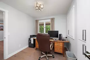 27755 Island View Rd, Shorewood, MN 55331 - Photo 13