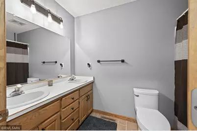 245 Dwinnell Avenue, Mahtomedi, MN 55115 - Photo 15