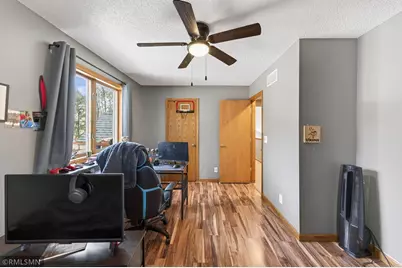 245 Dwinnell Avenue, Mahtomedi, MN 55115 - Photo 17