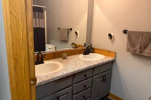 245 Dwinnell Ave, Mahtomedi, MN 55115 - Photo 15