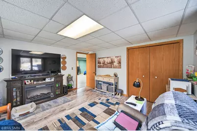 245 Dwinnell Avenue, Mahtomedi, MN 55115 - Photo 27