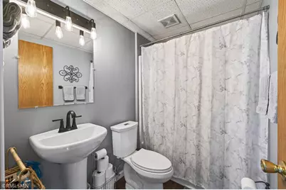 245 Dwinnell Avenue, Mahtomedi, MN 55115 - Photo 29