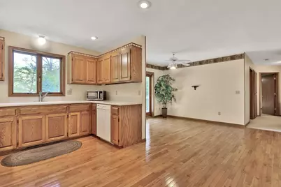 12316 288th Street, Lindstrom, MN 55045 - Photo 9