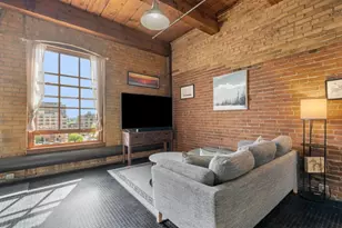 716 N 1st St, Minneapolis, MN 55401 - Photo 3