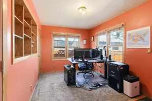 810 5th St W, Hastings, MN 55033 - Photo 17