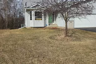 820 Shady Ridge Ln, Braham, MN 55006 - Photo 1