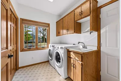 6206 Juneau Lane N, Maple Grove, MN 55311 - Photo 23